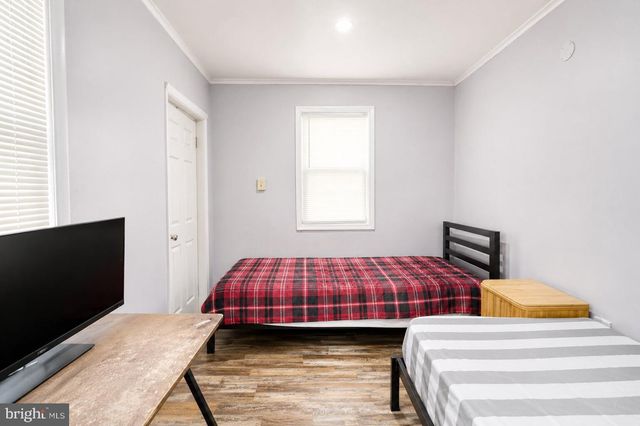 836 WYNNEWOOD RD, Philadelphia, PA 19151