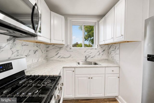 836 WYNNEWOOD RD, Philadelphia, PA 19151