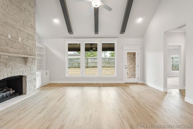 9208 E 62nd Court S, Tulsa, OK 74133