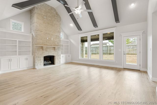 9208 E 62nd Court S, Tulsa, OK 74133