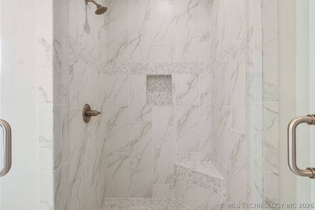 9208 E 62nd Court S, Tulsa, OK 74133