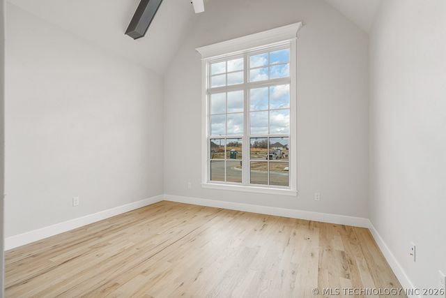 9208 E 62nd Court S, Tulsa, OK 74133