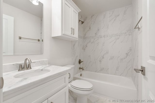 9208 E 62nd Court S, Tulsa, OK 74133