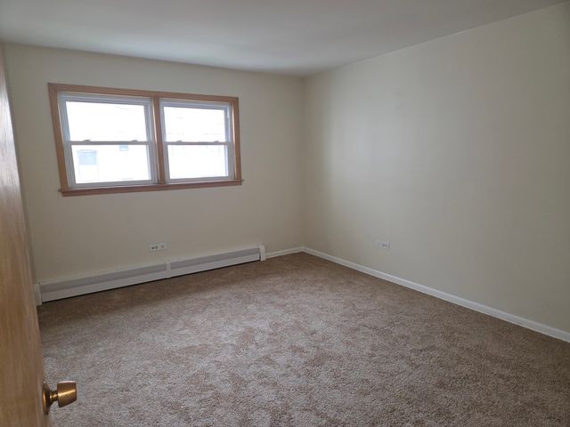 420 S Kenilworth Avenue 18, Oak Park, IL 60302