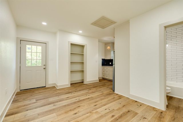 2512 Avenue K, Galveston, TX 77550