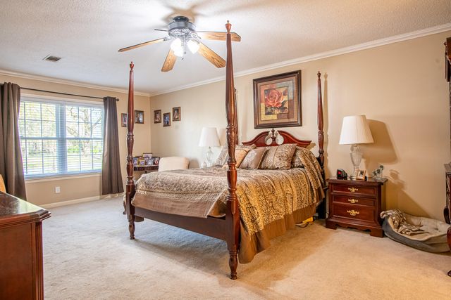 5702 Queen Mary Lane, Chattanooga, TN 37415