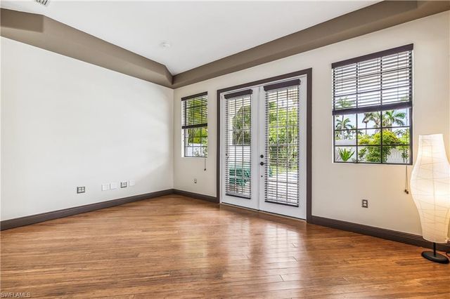 1358 Hopedale DR, Fort Myers, FL 33919