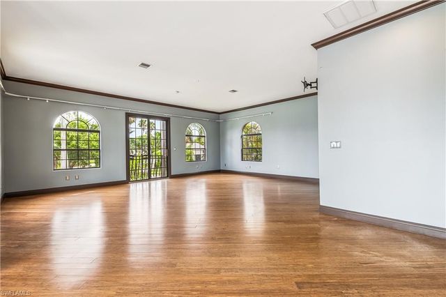 1358 Hopedale DR, Fort Myers, FL 33919