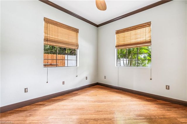 1358 Hopedale DR, Fort Myers, FL 33919