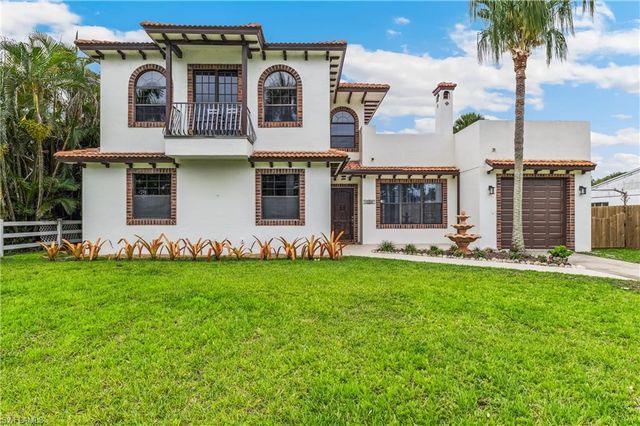 1358 Hopedale DR, Fort Myers, FL 33919