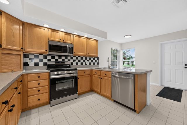 11206 PURPLE PLUM COURT, Orlando, FL 32821