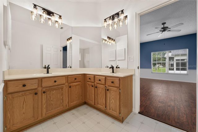 11206 PURPLE PLUM COURT, Orlando, FL 32821