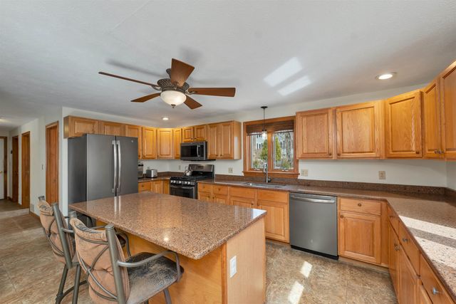 234 Paige Hill Road, Goffstown, NH 03045