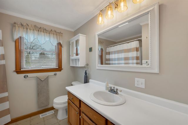 234 Paige Hill Road, Goffstown, NH 03045