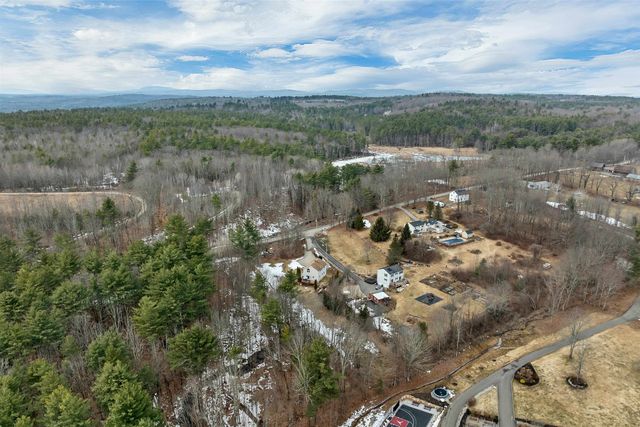 234 Paige Hill Road, Goffstown, NH 03045