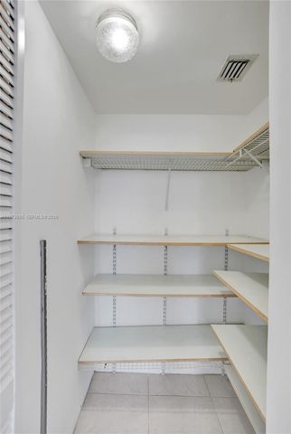 3400 192nd ST 1811, Aventura, FL 33180