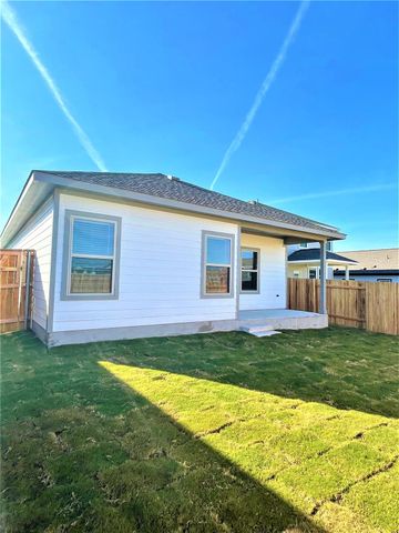 152 Old Stagecoach RD, Jarrell, TX 76537