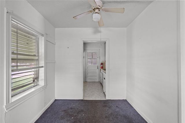 1210 10th Avenue N, Texas City, TX 77590