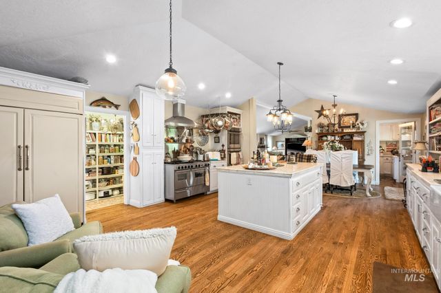 9325 W Wright St, Boise, ID 83709