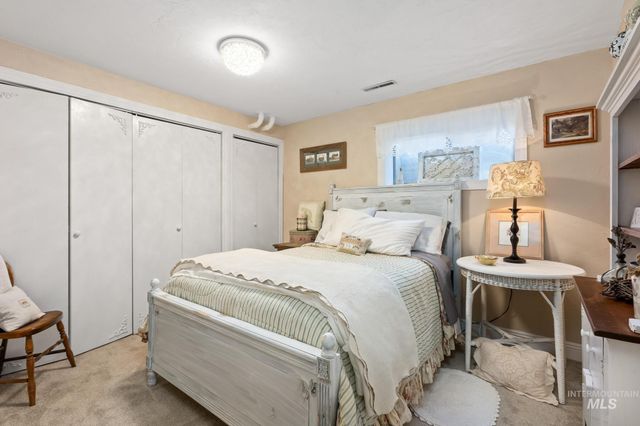 9325 W Wright St, Boise, ID 83709