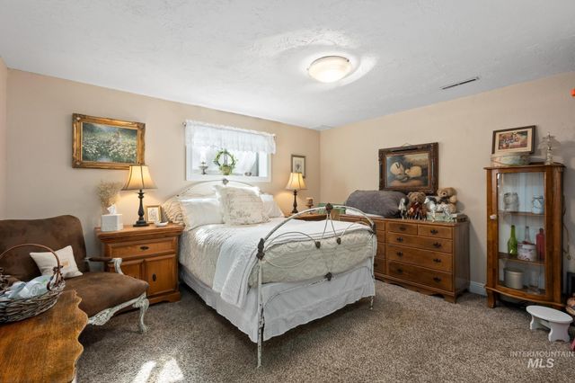 9325 W Wright St, Boise, ID 83709