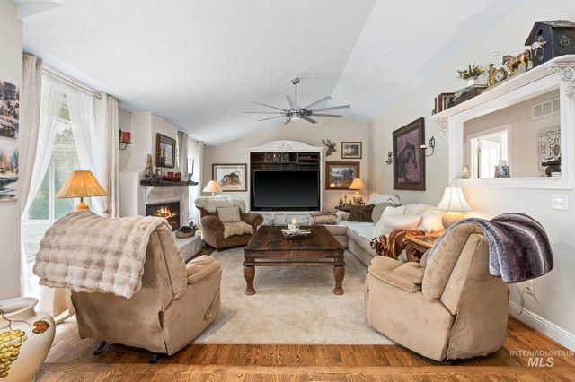 9325 W Wright St, Boise, ID 83709