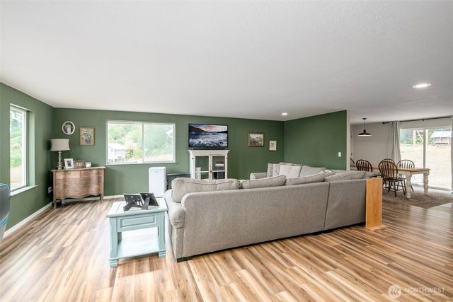 1481 NE Hurd Road, Belfair, WA 98528