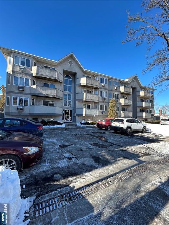 776 N 6th Street 1, Newark, NJ 07114