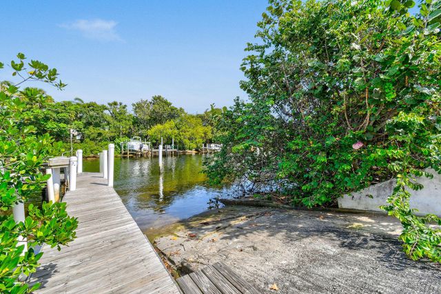 324 Southwind Drive 15, North Palm Beach, FL 33408