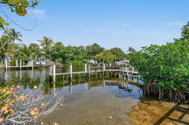 324 Southwind Drive 15, North Palm Beach, FL 33408