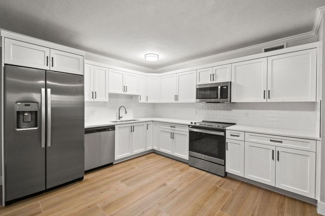 324 Southwind Drive 15, North Palm Beach, FL 33408