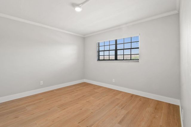 324 Southwind Drive 15, North Palm Beach, FL 33408