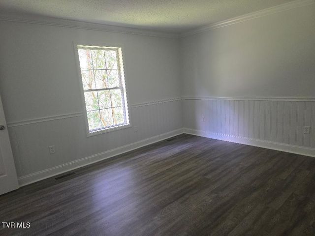 331 Gray Station Road, Johnson City, TN 37615