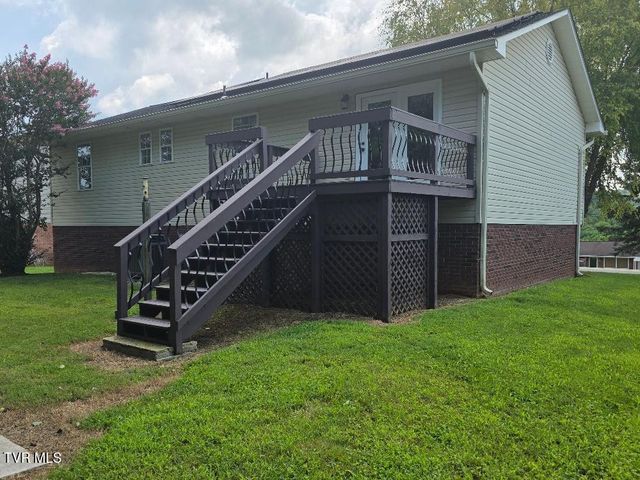 331 Gray Station Road, Johnson City, TN 37615