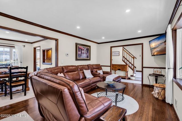 868 Royal Lane, Toms River, NJ 08753