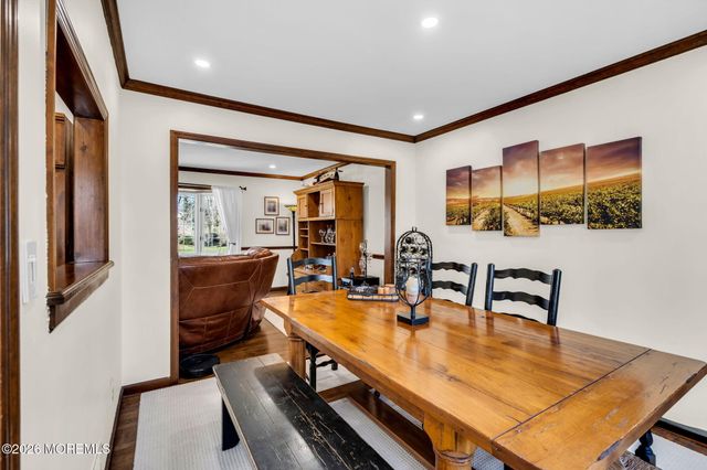 868 Royal Lane, Toms River, NJ 08753