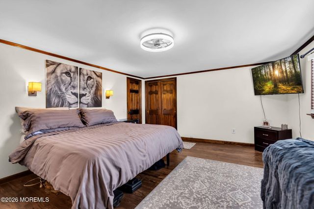 868 Royal Lane, Toms River, NJ 08753