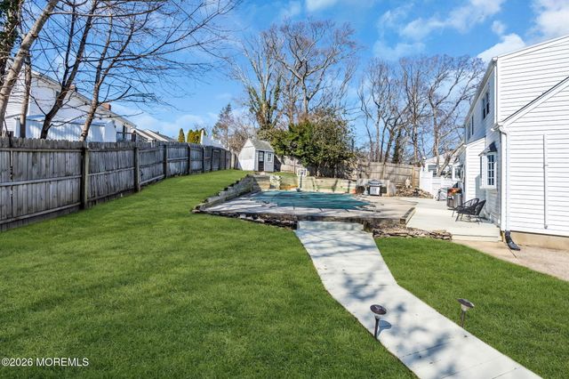 868 Royal Lane, Toms River, NJ 08753