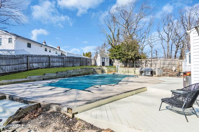 868 Royal Lane, Toms River, NJ 08753