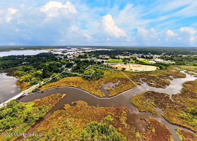 Bellview Avenue, Moss Point, MS 39563