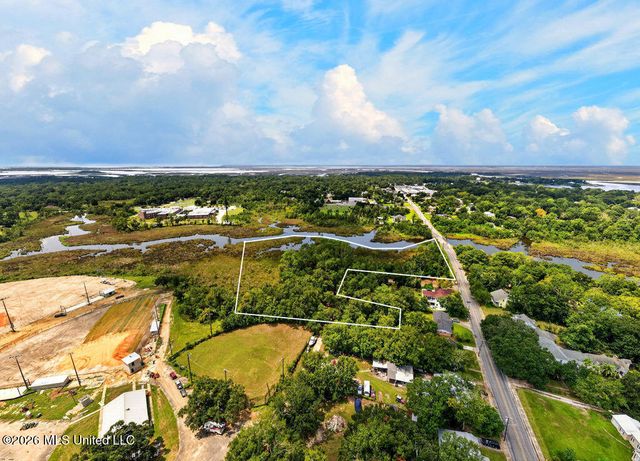 Bellview Avenue, Moss Point, MS 39563