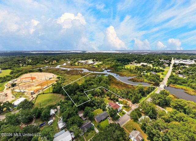 Bellview Avenue, Moss Point, MS 39563
