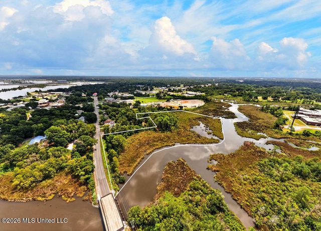 Bellview Avenue, Moss Point, MS 39563