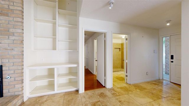 3004 Gleneagles Court, Bryan, TX 77802