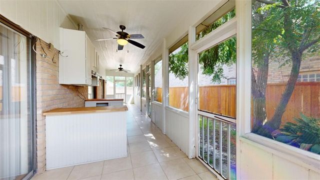 3004 Gleneagles Court, Bryan, TX 77802