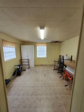 212 Water Ridge Drive, Livingston, TX 77351