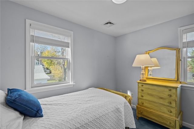 4 Read Avenue, Warren, RI 02885