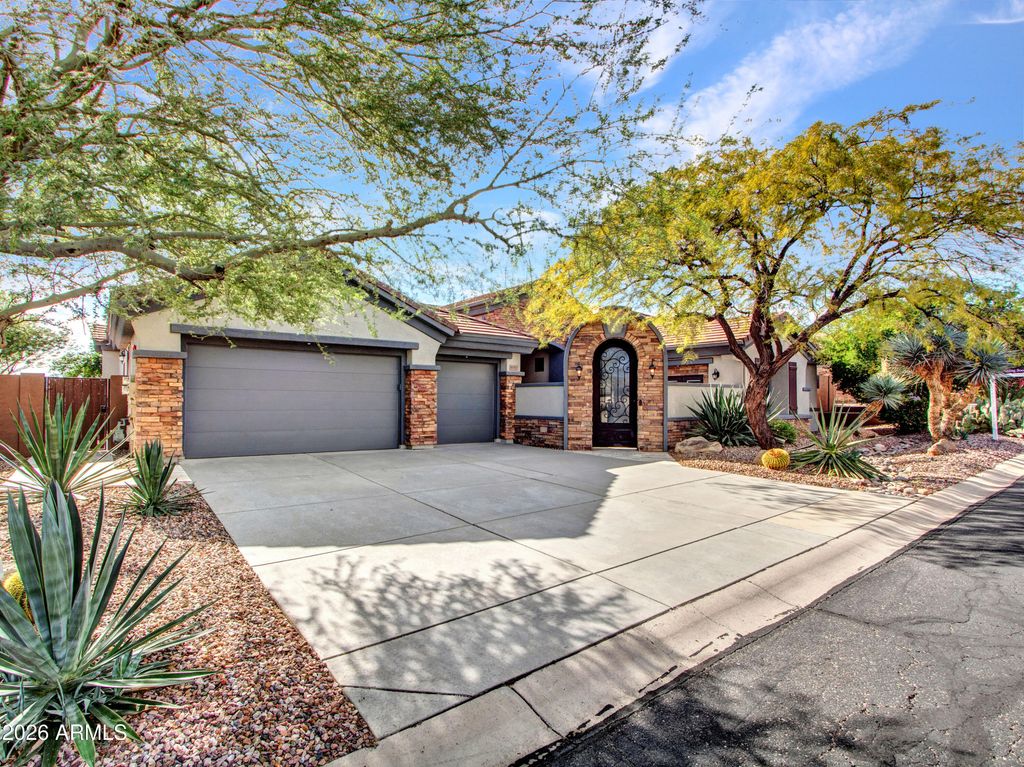 41810 N SIGNAL HILL Court, Anthem, AZ 85086 — exterior
