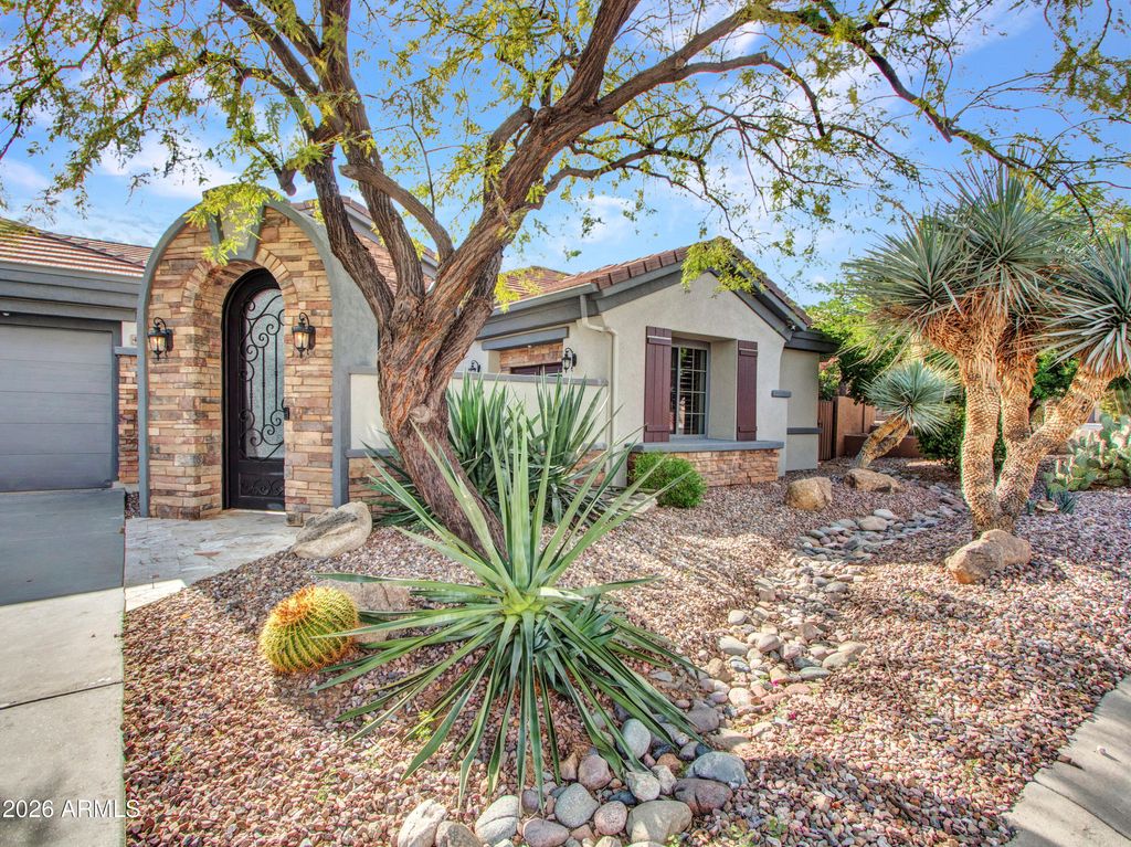 41810 N SIGNAL HILL Court, Anthem, AZ 85086 — photo 2