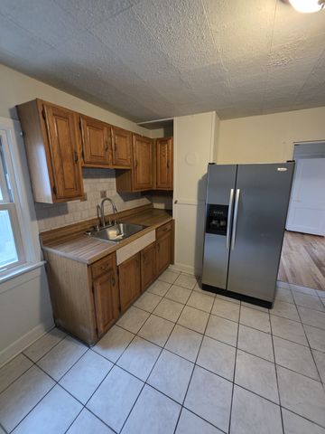 76 Elberta St, Nashville, TN 37210